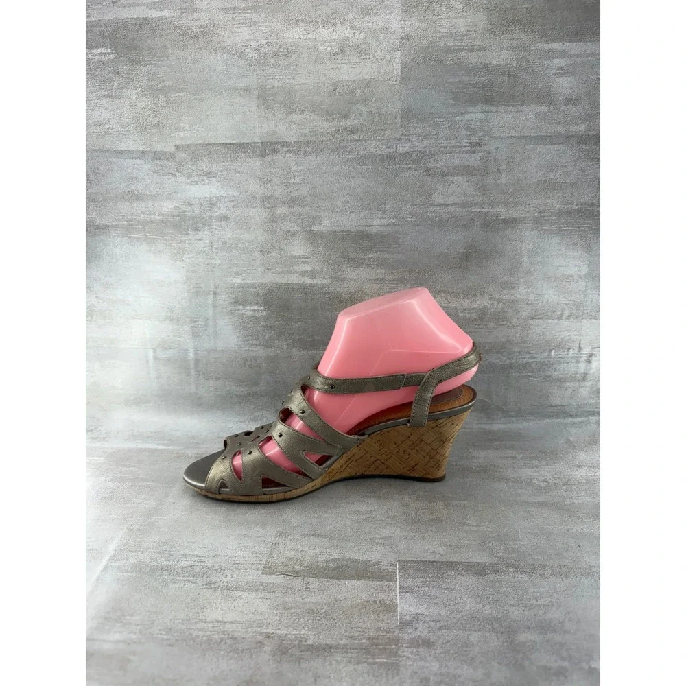 Clarks Women Metallic Pewter Leather Laser Cut Cork Wedge Sandals 60694 Size 8M